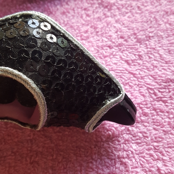 2 Jewelry Holders - Picture 9 of 11